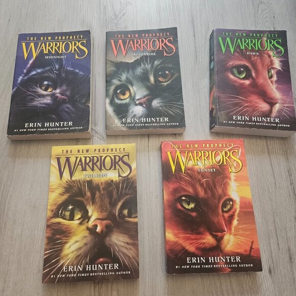 Warriors Paperback Books - The New Prophecy Book Set - By: Erin Hunter - Picture 1 of 5